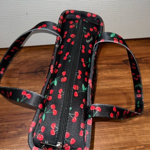 Harveys seatbelt cherry bomb large satchel shoulder bag - Picture 4 of 15